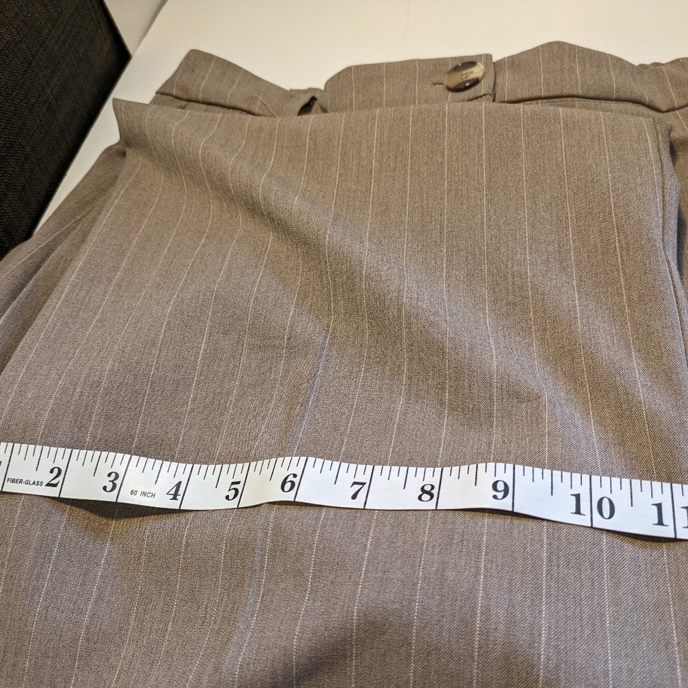 House of Harlow 1960 tan pin stripe slacks women's sz L New no tag - Picture 6 of 10